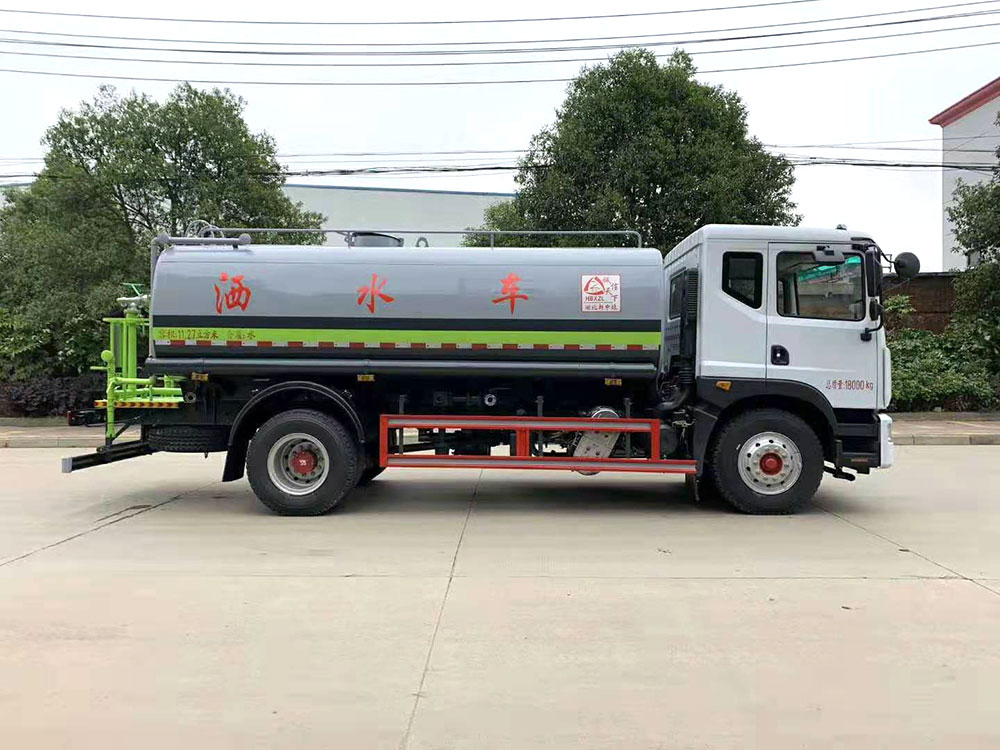 東風多利卡D9加長版