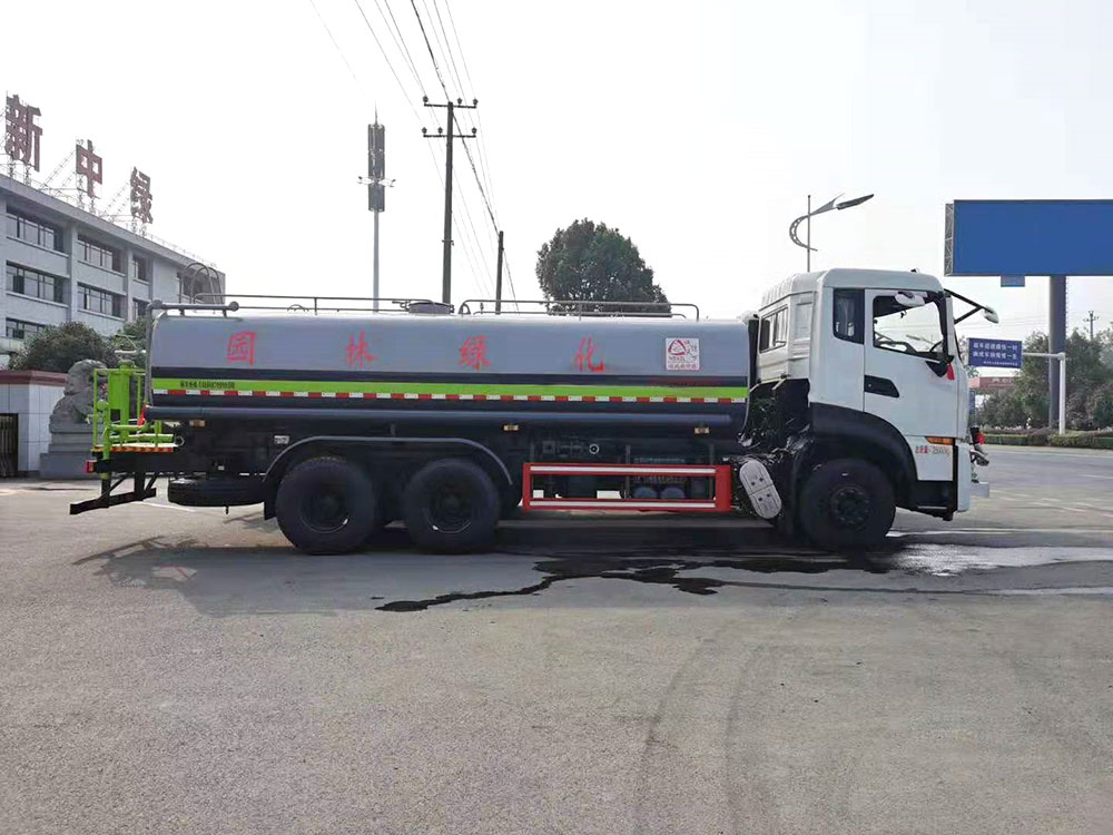 【18-22立方】東風天龍灑水車