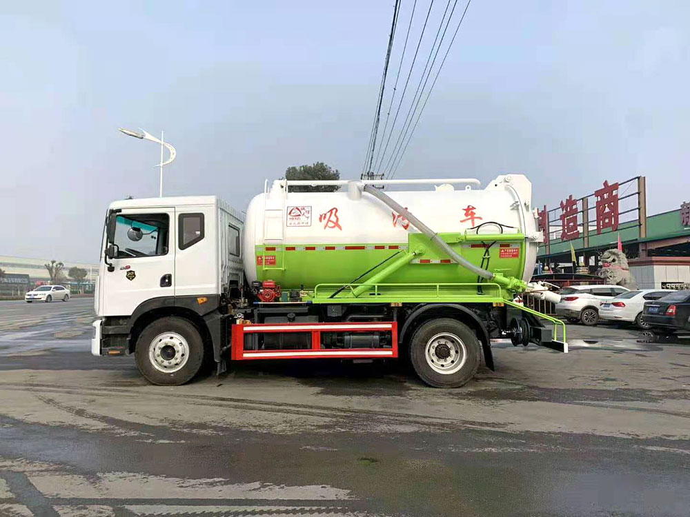 【10-12立方 】東風多利卡D9吸污車