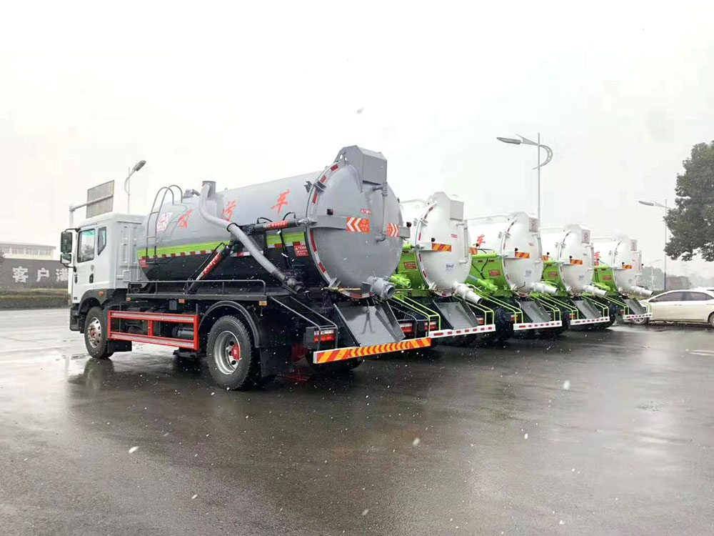 【10-12立方 】東風多利卡D9吸污車