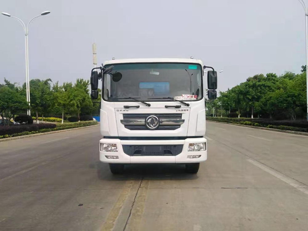 東風(fēng)多利卡D9自卸式垃圾車